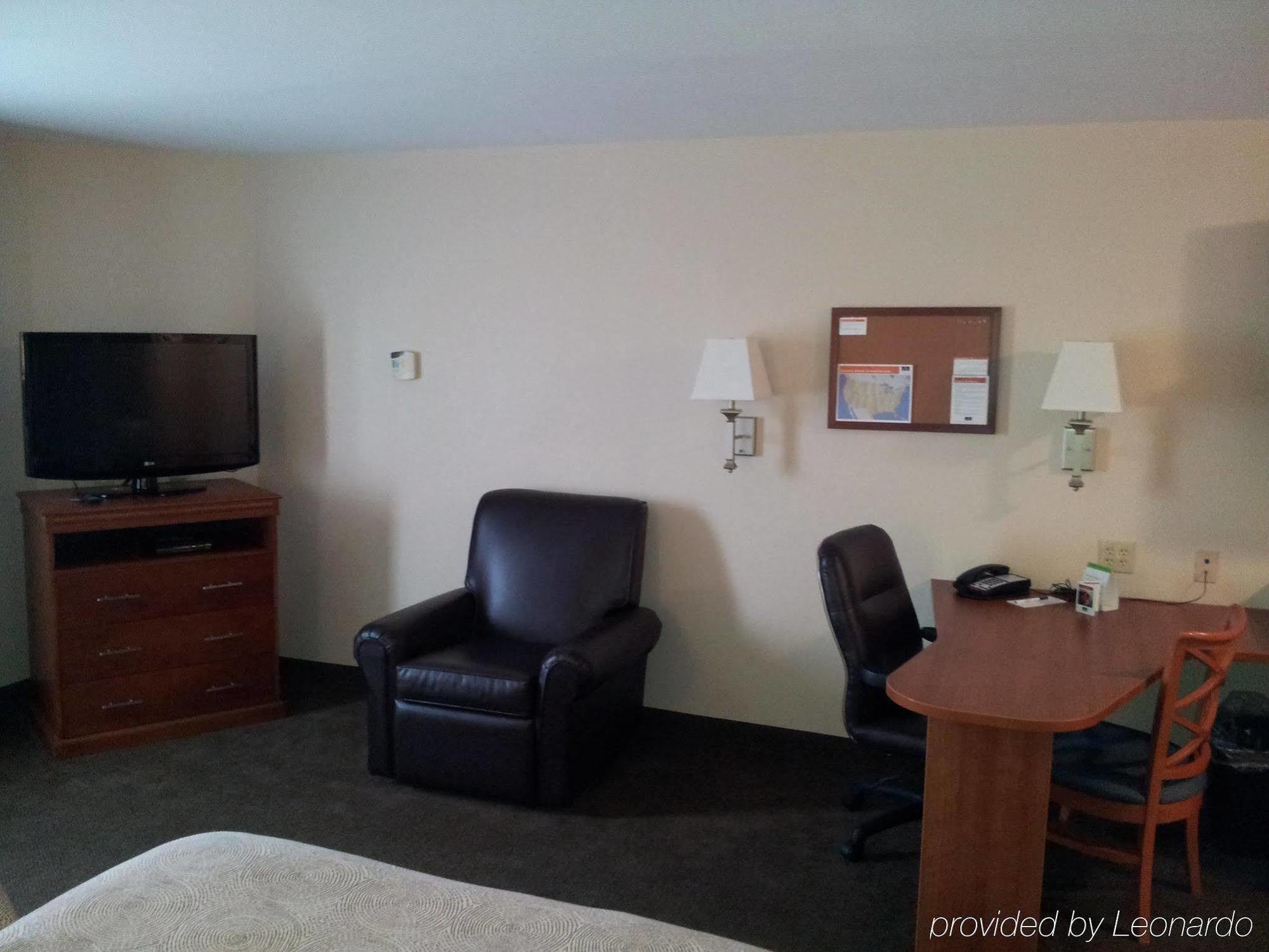 Candlewood Suites Fredericksburg, An Ihg Hotel מראה חיצוני תמונה